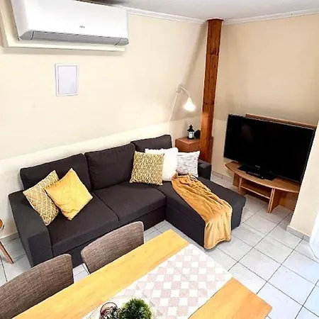 公寓 Berke Apartman