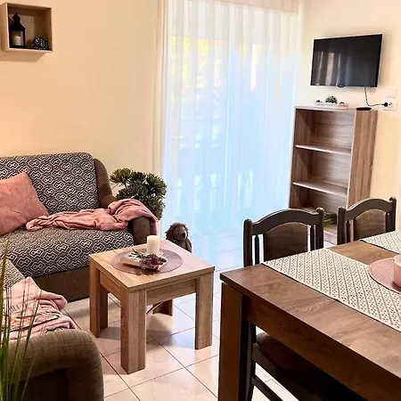 Berke Apartman Lägenhet