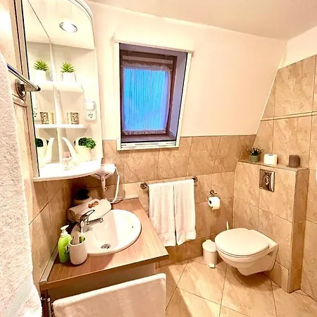 Berke Apartman 公寓 *